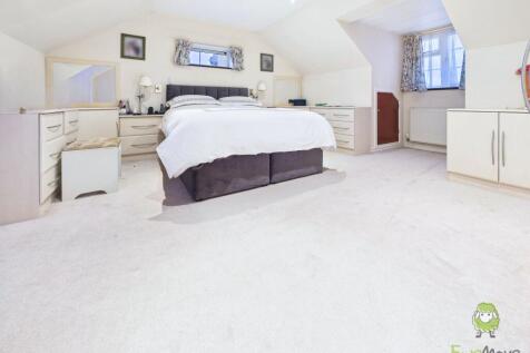 CAM01543G0-PR0169-STILL069