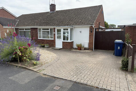 2 Bedroom Semi Detached Bungalow for Sale