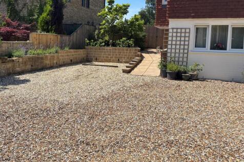 Front Garden.jpg