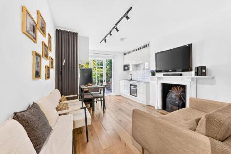 Reception/Kitchen