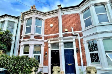 **Sorry not available to 3 or 4 sharers due to licensing restrictions** A really spacious unfurnished three bedroom terraced house located in the heart of Southville, featuring a good sized lounge/din