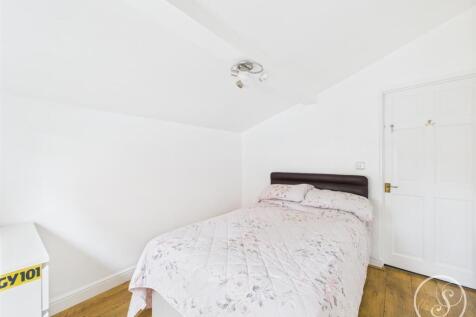 Second Dressing Area/Home Office