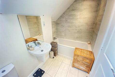 Master En-Suite