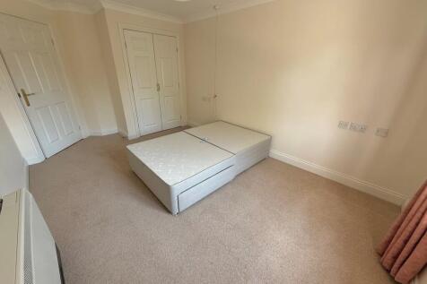 16 Pegasus Court ...