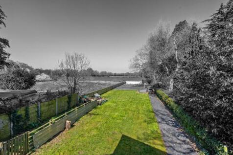 41 Meriden Road_20 B&W.jpg