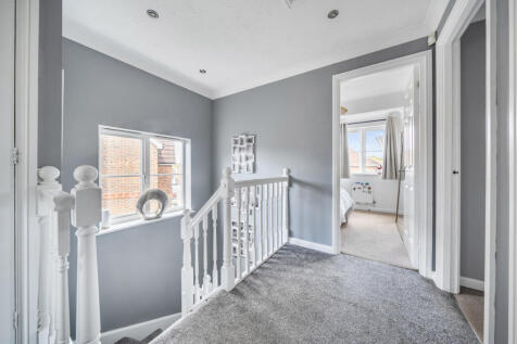 1353755-8-68d179e...