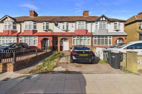 3 Bedroom Terraced in EN3 5LU