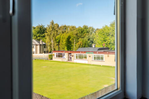5 bed, 5 bath Detached in Glasgow - Photo 39