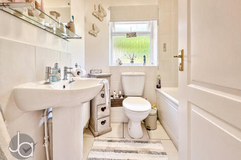 20250908_09551681...