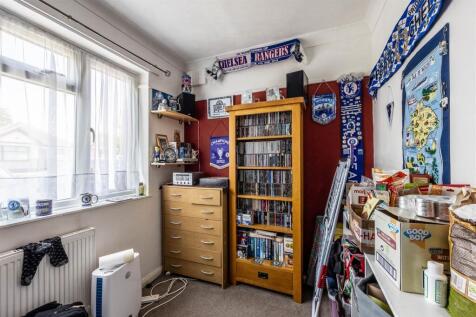 Ground floor bedroom 2