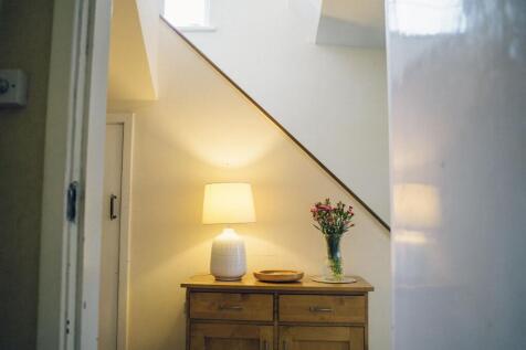 Cyntedd a Landing / Entrance Hallway and Landing