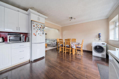 1374962-9-690dcbc...