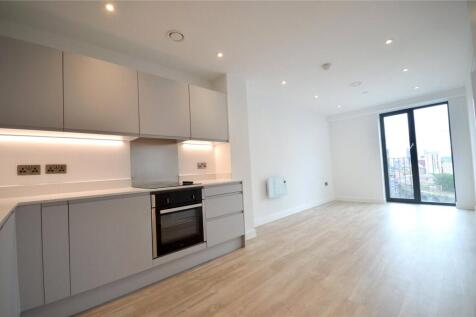Lounge/ Kitchen