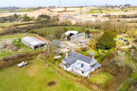 Farm & Outbuildings
