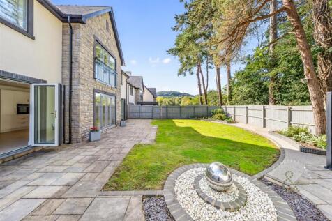 The Paddock (26).jpg