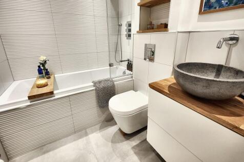 Sleek Bathroom