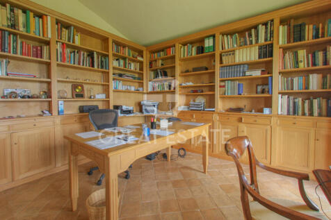 Interno