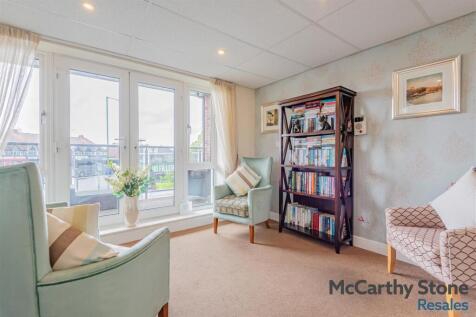 8690736-interior22.jpg