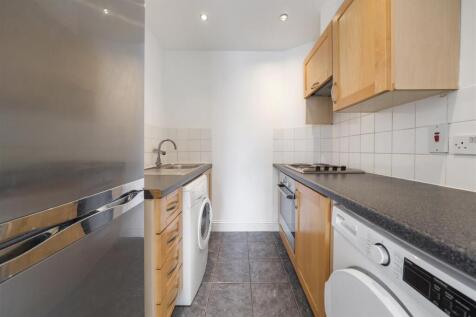 Point Zero, Flat 17, 2A Queenstown Road SW8 3RX-No