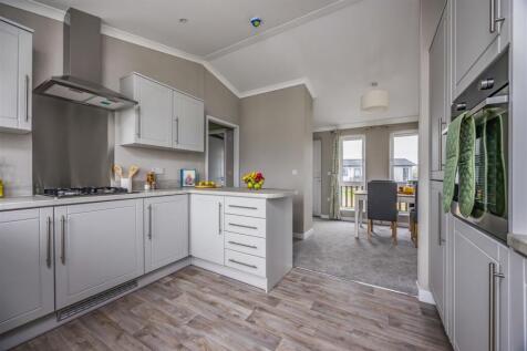 Plot 19 Littlehampton Marina-Small-PorticoMarketin