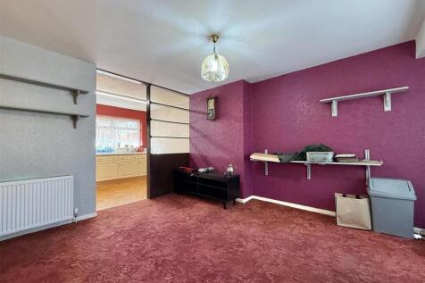 Living Room.jpg