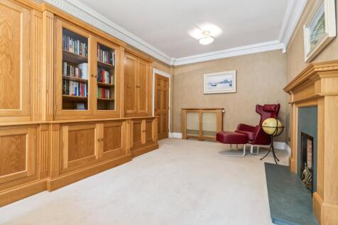 8 bed, 7 bath Detached in Glasgow - Photo 11