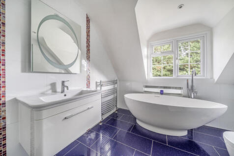 1357500-11-68d2d6...