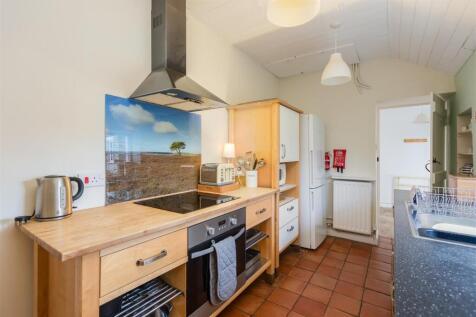 Corner Cottage-15.jpg