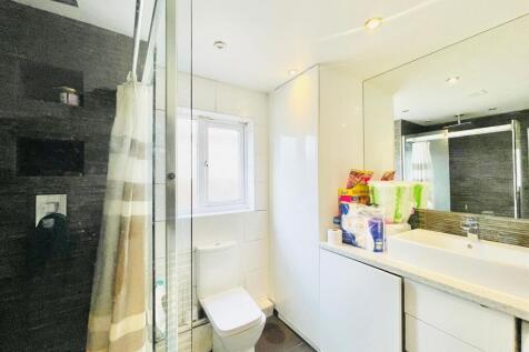 Bathroom.jpeg
