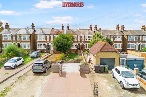 Front Shot Parking.jpg