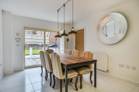 1376061-20-690e18...