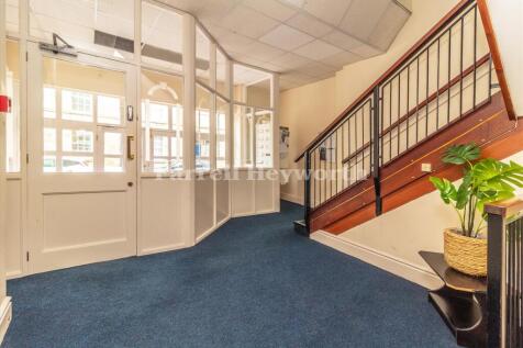 Communal Hallway ima