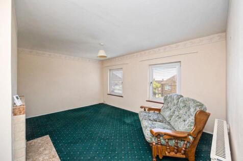 Poplar Avenue 153 LOUNGE.jpeg