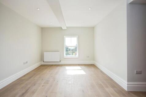 Living Room/Kitchen