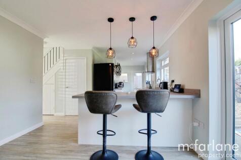 Kitchen & Dining Room