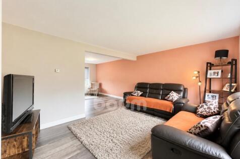 Aitken Drive, Beith lounge pic