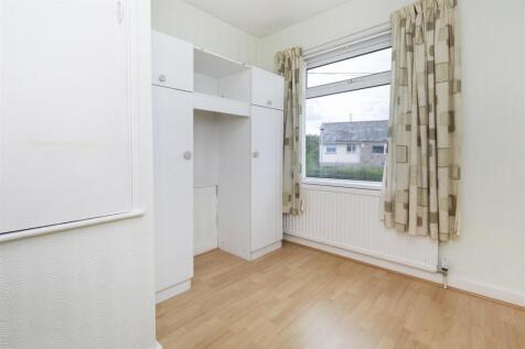 Bramleys Estate Agents - Weatherhill Crescent - Li