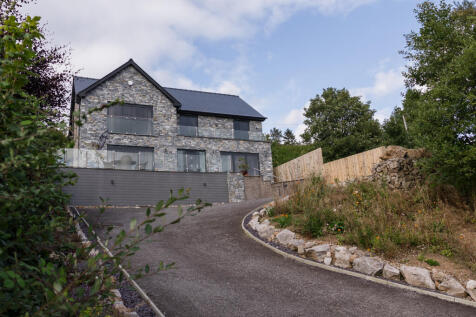 2025-08-07 WALKER & LEWIS-CEFN-56