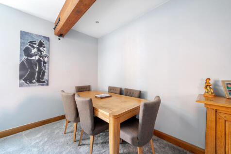 1348133-2-68bffc4...