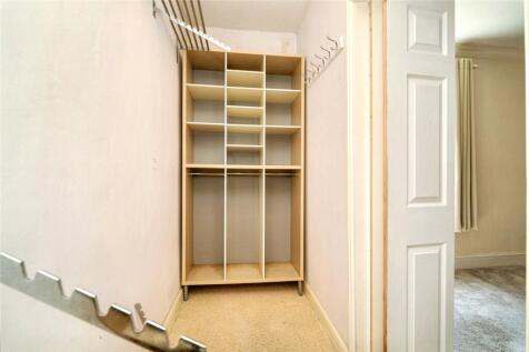 Walk-In Wardrobe
