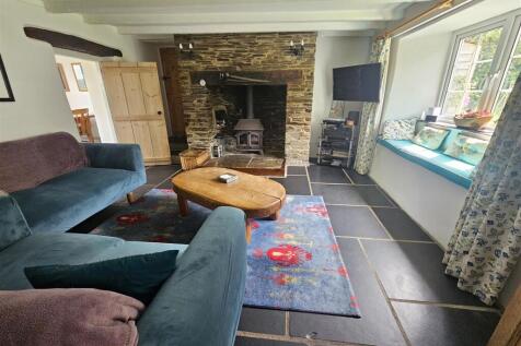 Sitting Room.jpg