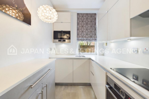 For viewing requests, please email us. Key features: – 2 bedrooms, 2 bathrooms – Parking: Underground parking – Furnishings: Furnished – A holding deposit equivalent to one week's rent will be require