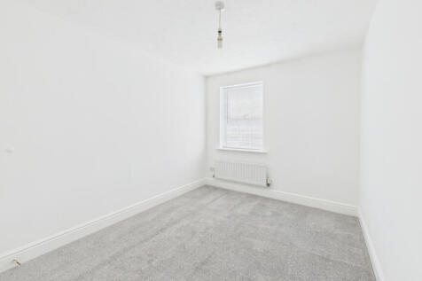 CAM04968G0-PR0058-STILL013