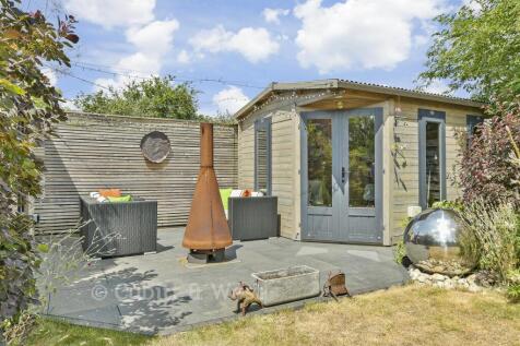 Workshop/Outbuildings