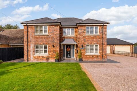 58 Station Road (Surfleet)-13.jpg