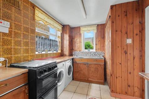 Kitchen_2.jpeg