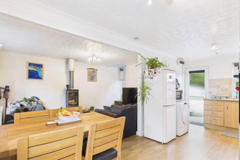 lounge/kitchen/dining room