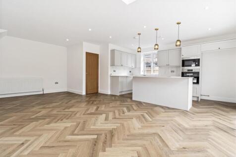 32 Sunningdale Road-001.JPG