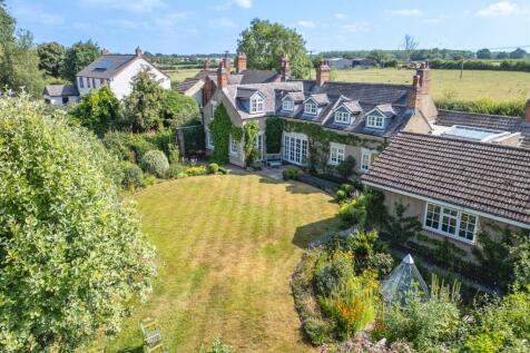 10 Main Street, Newton Burgoland