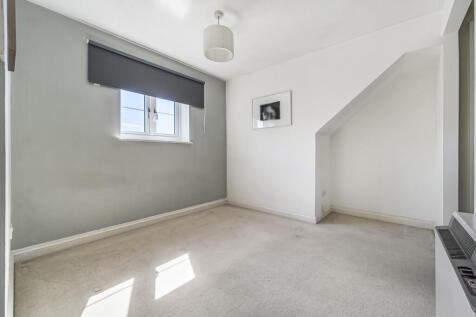 1347787-6-68b5852...